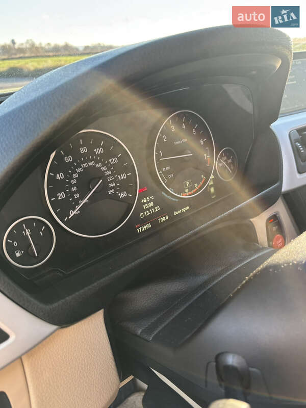 Седан BMW 3 Series 2013 в Баре