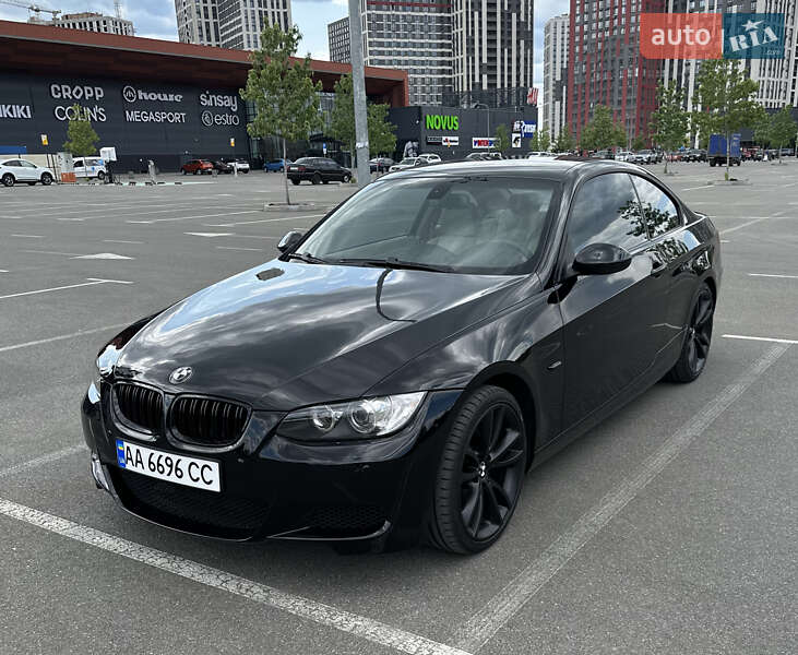 Купе BMW 3 Series 2007 в Киеве