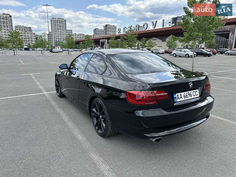 Купе BMW 3 Series 2007 в Киеве