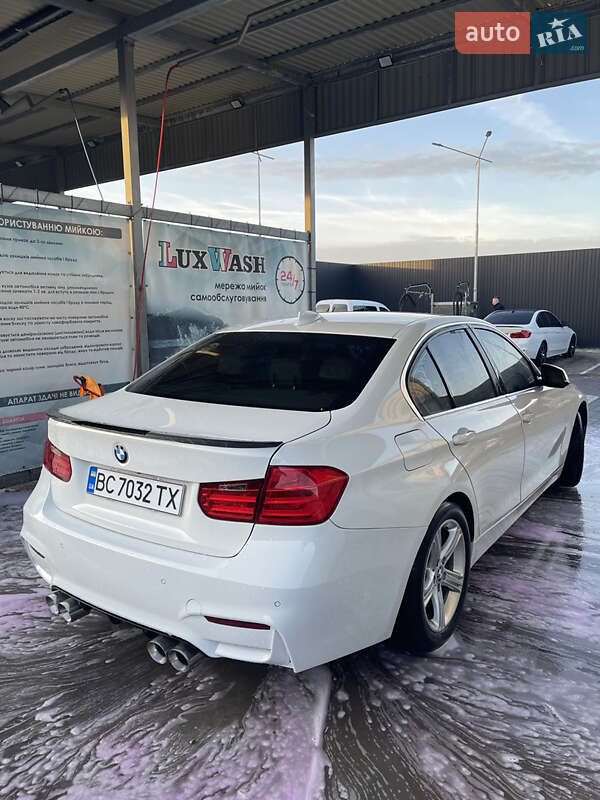 Седан BMW 3 Series 2014 в Львове