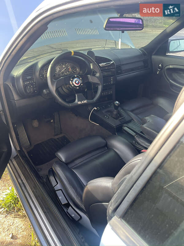 Купе BMW 3 Series 1993 в Белгороде-Днестровском фото 7 Купе BMW 3 Series 1993 в Белгороде-Днестровском