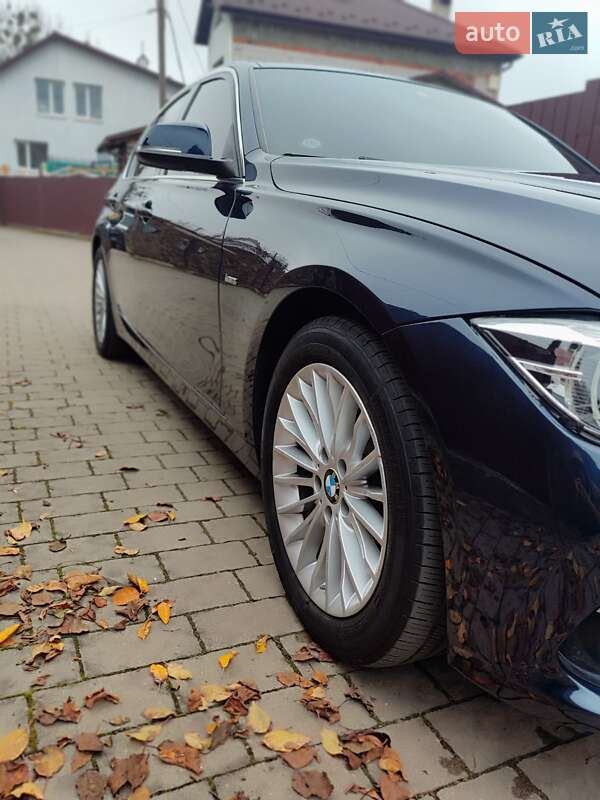 Седан BMW 3 Series 2015 в Львове фото 8 Седан BMW 3 Series 2015 в Львове