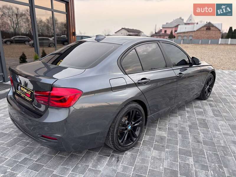 Седан BMW 3 Series 2016 в Коломые