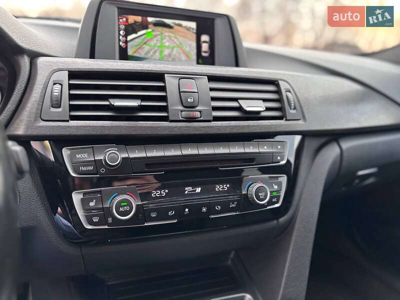 Седан BMW 3 Series 2016 в Коломые