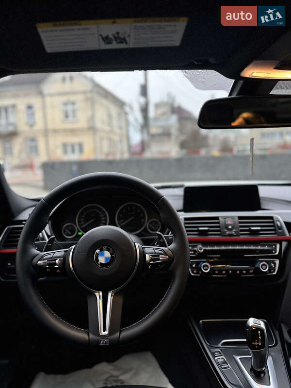 Седан BMW 3 Series 2018 в Коломые