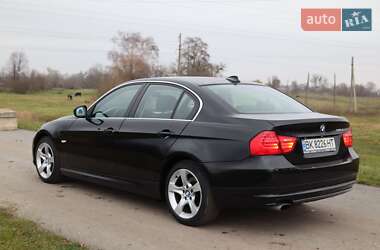 Седан BMW 3 Series 2011 в Житомирі