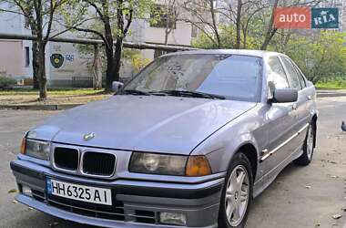 Седан BMW 3 Series 1994 в Одесі