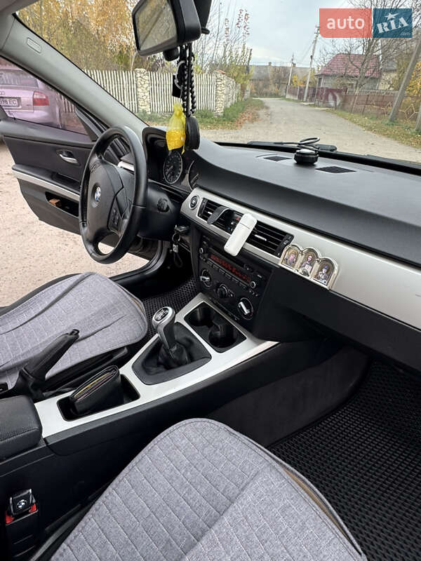 Универсал BMW 3 Series 2011 в Кременце фото 20 Универсал BMW 3 Series 2011 в Кременце