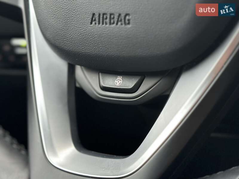 Седан BMW 3 Series 2022 в Киеве