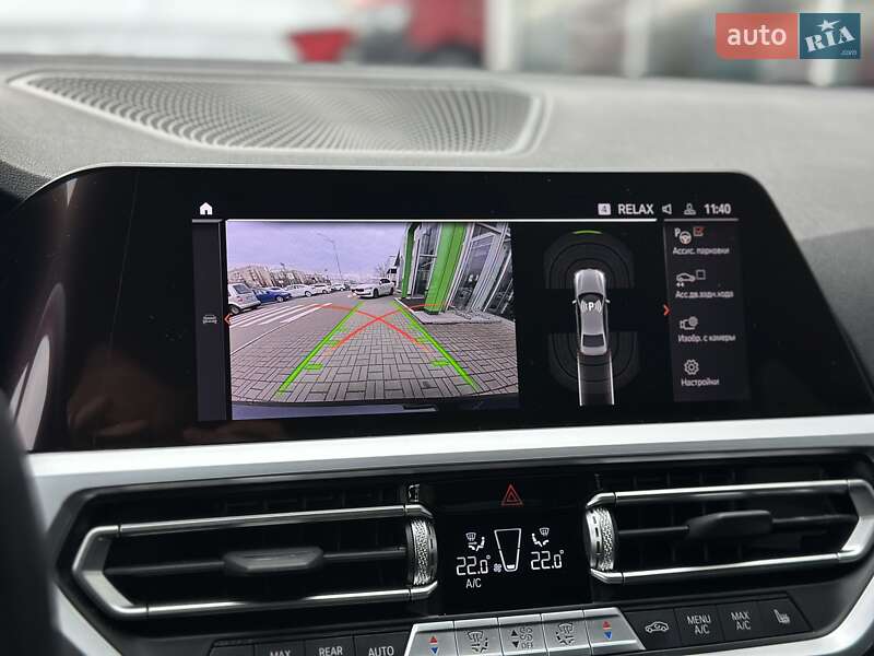 Седан BMW 3 Series 2022 в Киеве