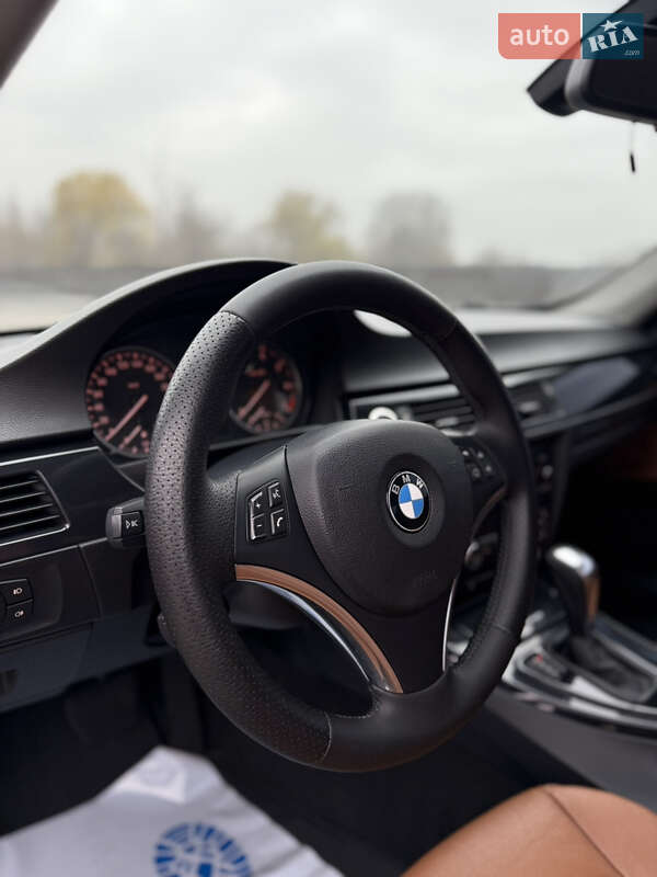 Купе BMW 3 Series 2008 в Києві фото 16 Купе BMW 3 Series 2008 в Києві