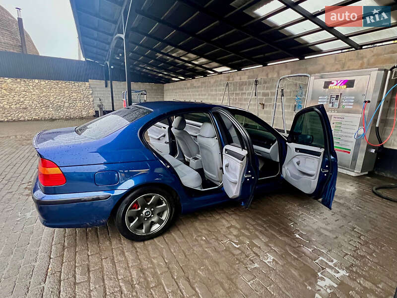Седан BMW 3 Series 2003 в Тернополе