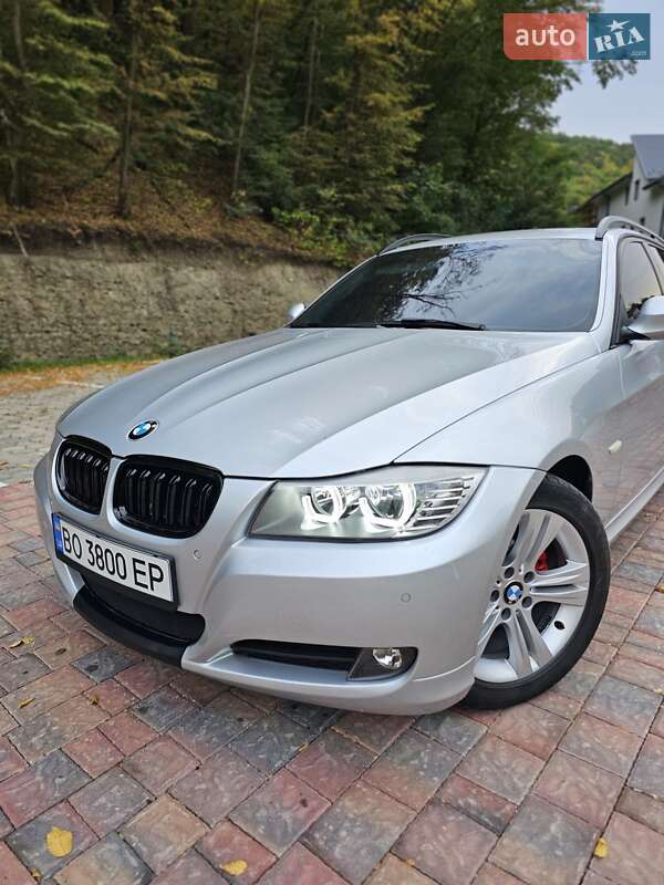 BMW 3 Series 2010