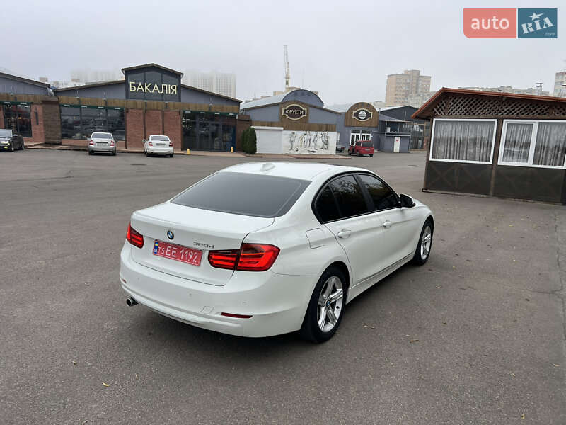Седан BMW 3 Series 2013 в Одессе