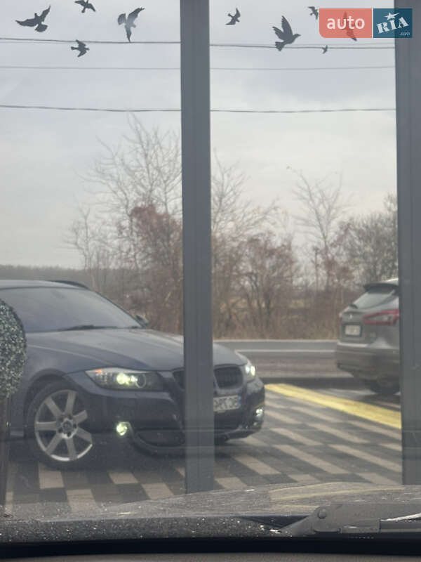 Універсал BMW 3 Series 2010 в Львові
