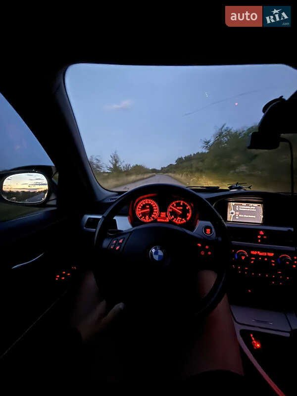 Універсал BMW 3 Series 2010 в Львові