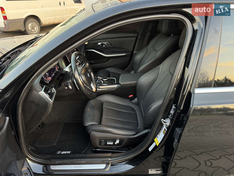 Седан BMW 3 Series 2020 в Луцьку