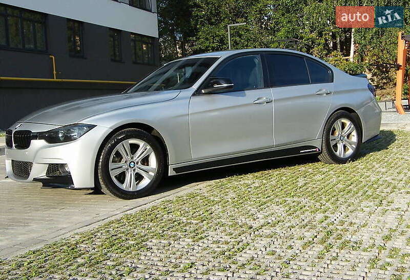 Седан BMW 3 Series 2016 в Одессе