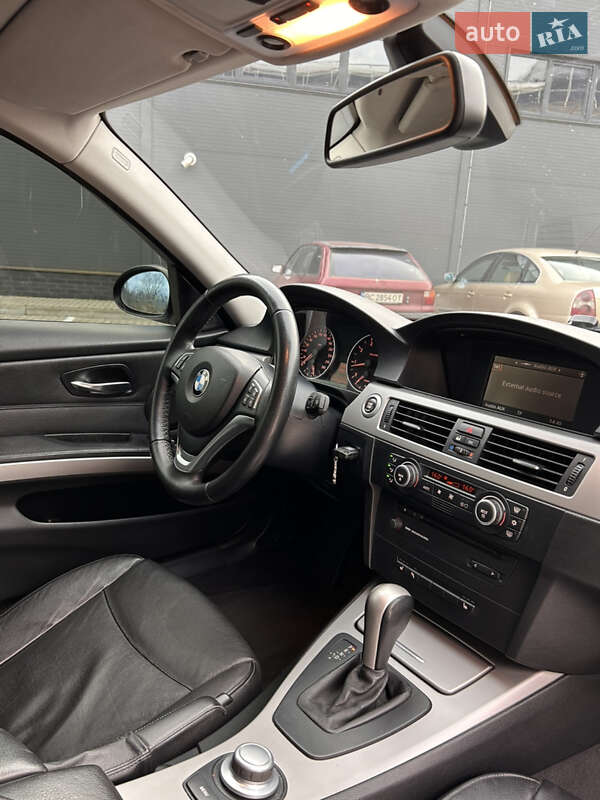 Седан BMW 3 Series 2007 в Бориславе