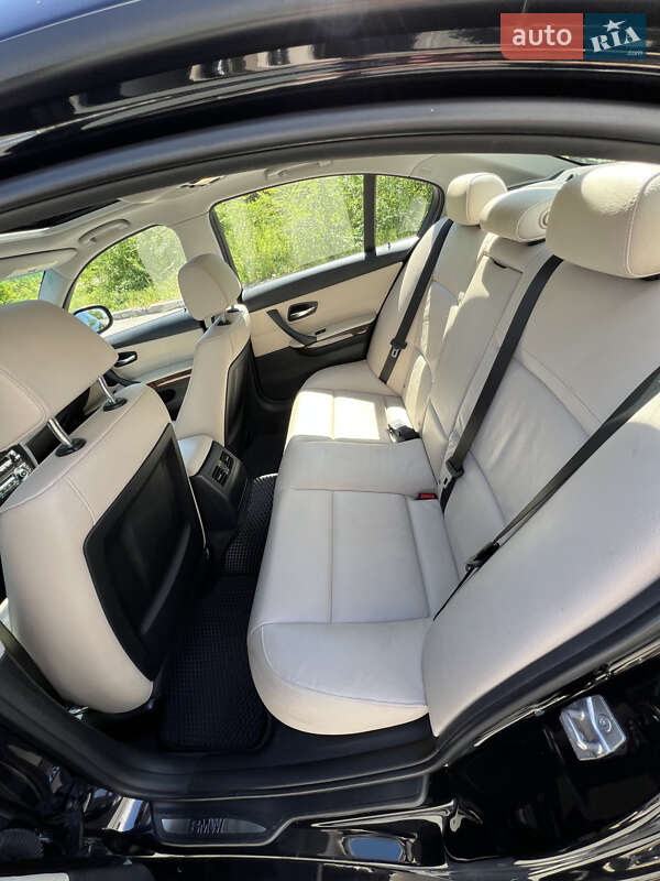 Седан BMW 3 Series 2011 в Днепре