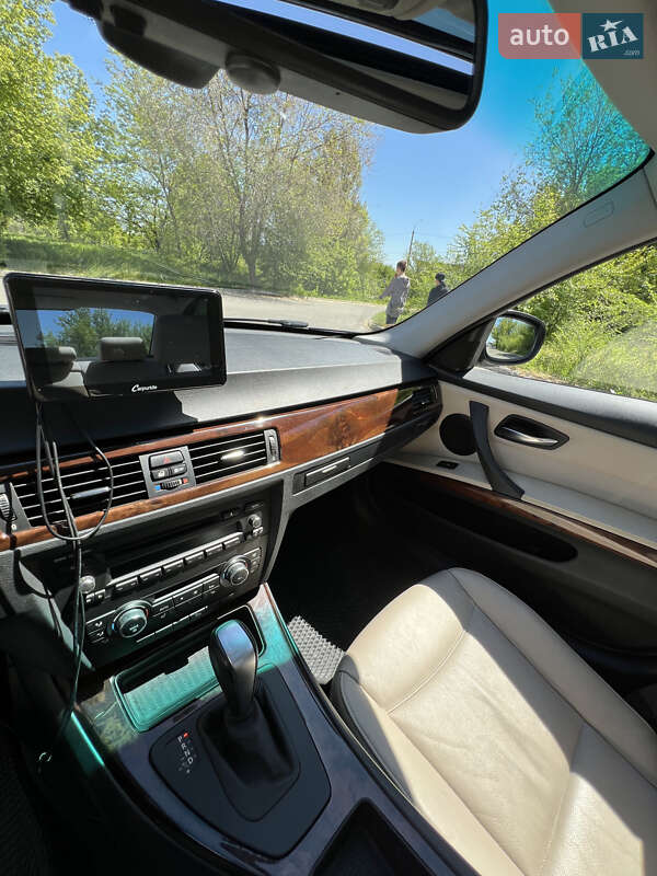 Седан BMW 3 Series 2011 в Днепре