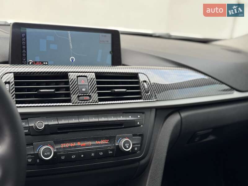 Седан BMW 3 Series 2012 в Сарнах