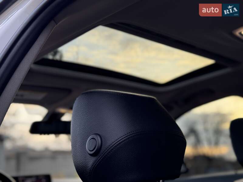 Седан BMW 3 Series 2012 в Сарнах