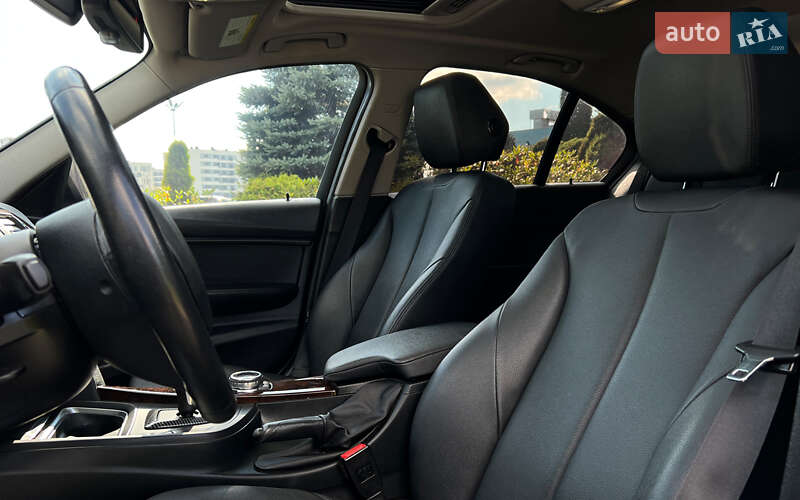 Седан BMW 3 Series 2014 в Львове