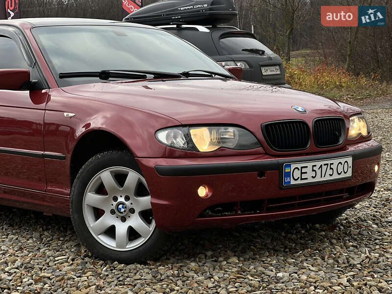 Седан BMW 3 Series 2004 в Сторожинце