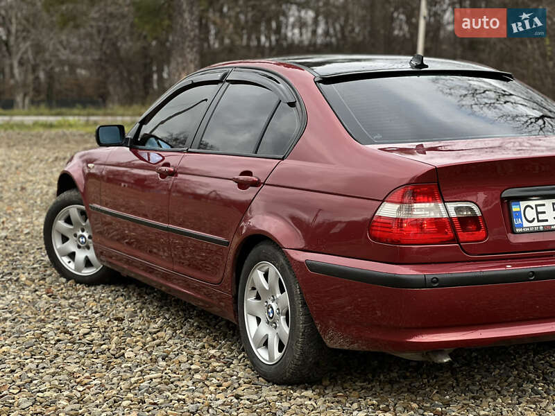 Седан BMW 3 Series 2004 в Сторожинце