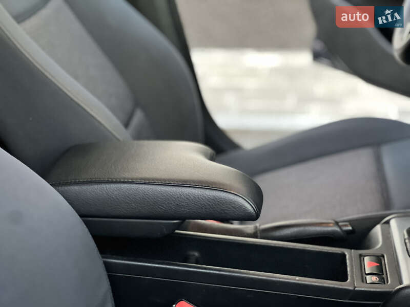 Седан BMW 3 Series 2002 в Тернополе