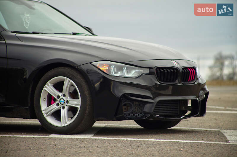 Седан BMW 3 Series 2013 в Черкасах