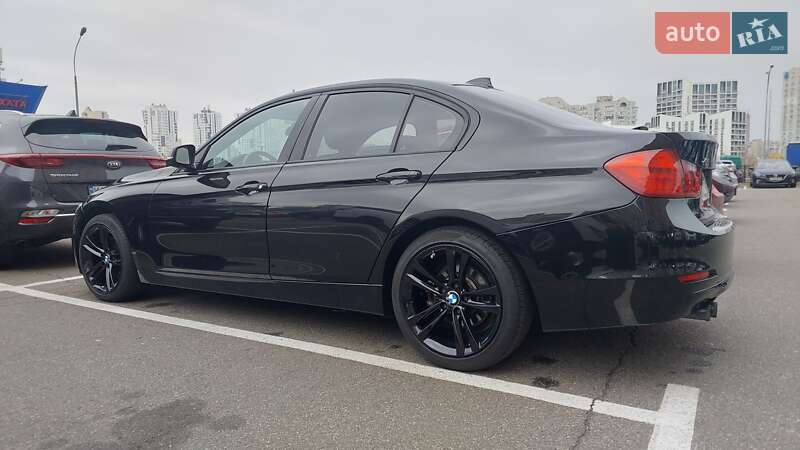 Седан BMW 3 Series 2012 в Киеве