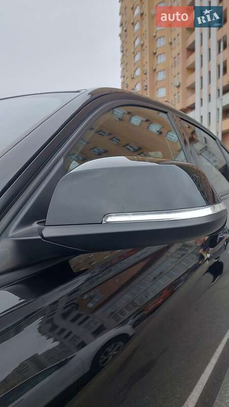 Седан BMW 3 Series 2012 в Киеве