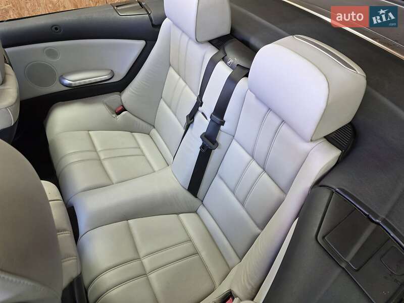 Кабриолет BMW 3 Series 2005 в Черновцах