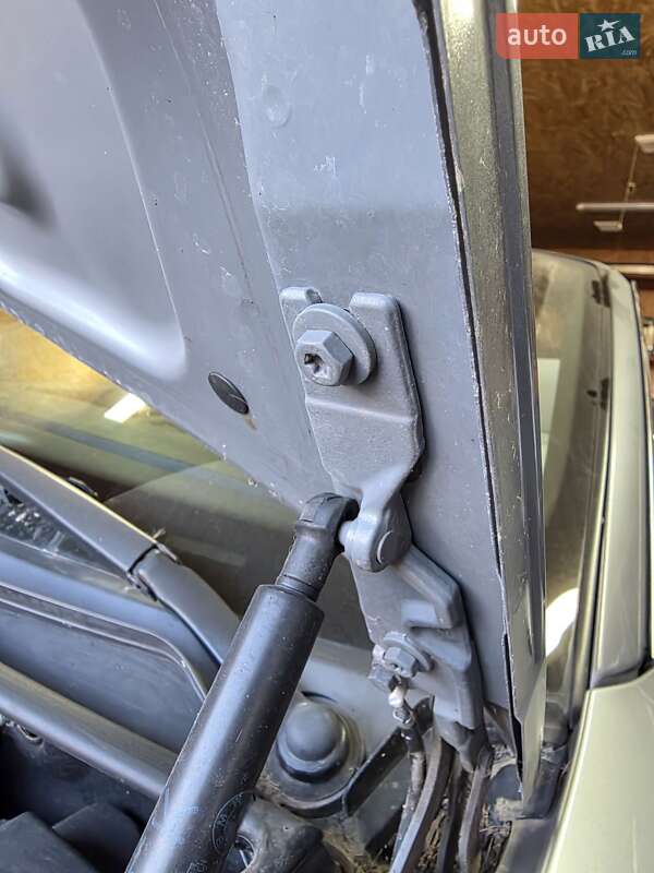 Кабриолет BMW 3 Series 2005 в Черновцах