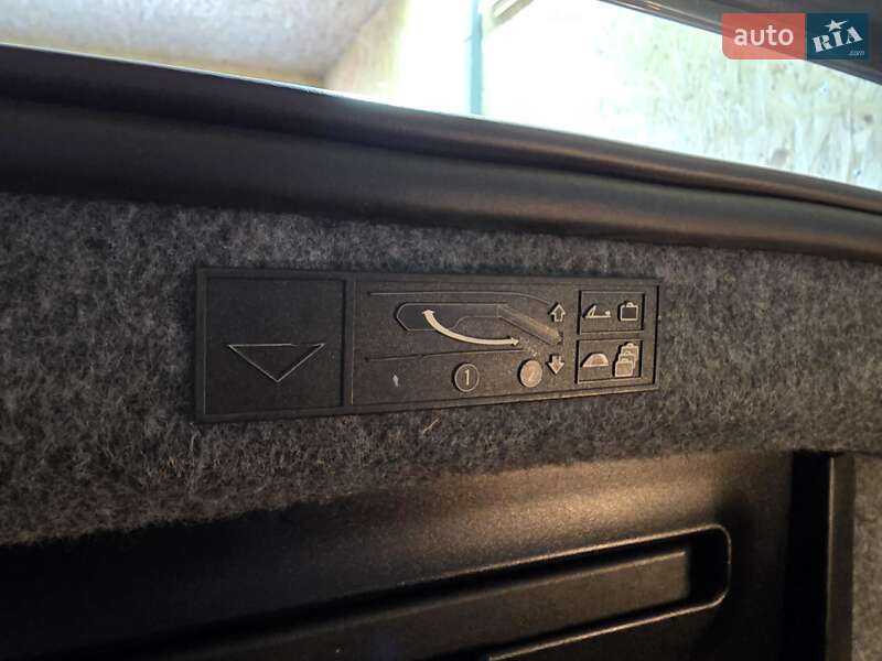 Кабриолет BMW 3 Series 2005 в Черновцах