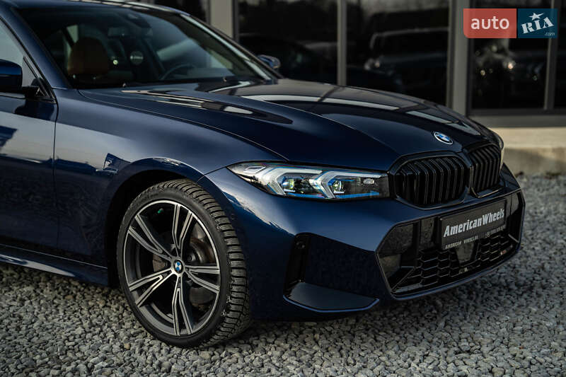 Седан BMW 3 Series 2019 в Черновцах