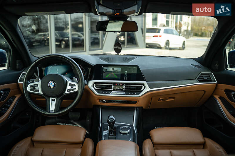 Седан BMW 3 Series 2019 в Черновцах