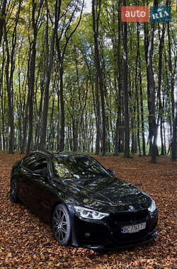 Седан BMW 3 Series 2013 в Львові