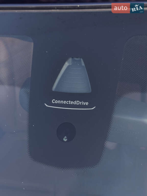 Седан BMW 3 Series 2016 в Киеве