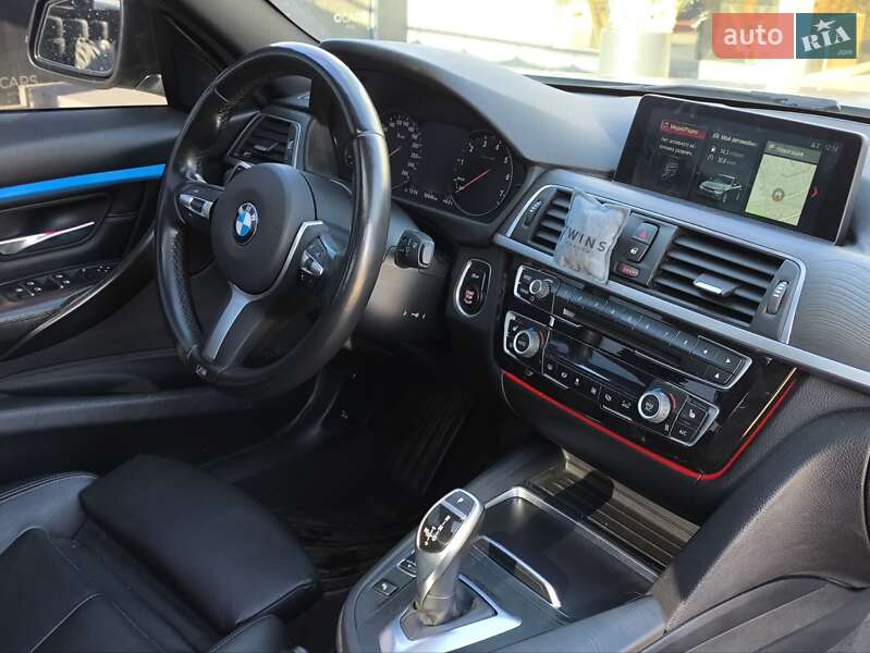 Седан BMW 3 Series 2015 в Киеве