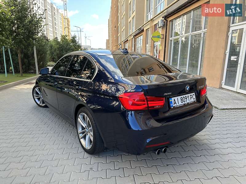 Седан BMW 3 Series 2017 в Киеве