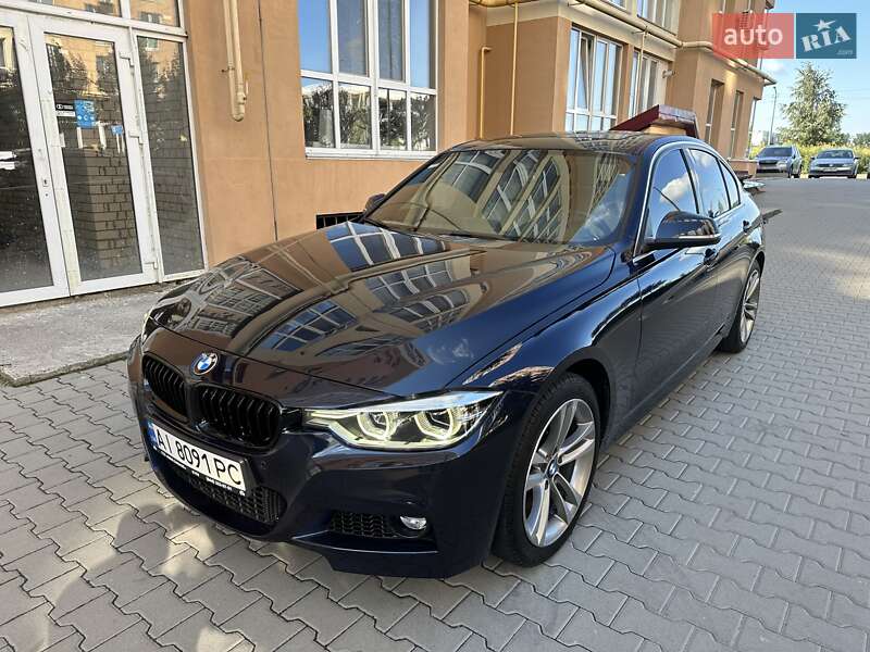 Седан BMW 3 Series 2017 в Киеве