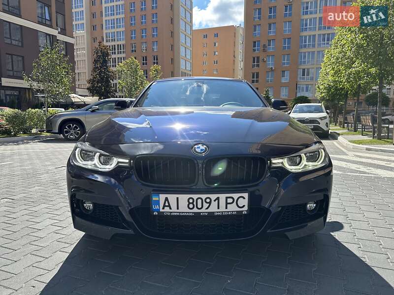 Седан BMW 3 Series 2017 в Киеве