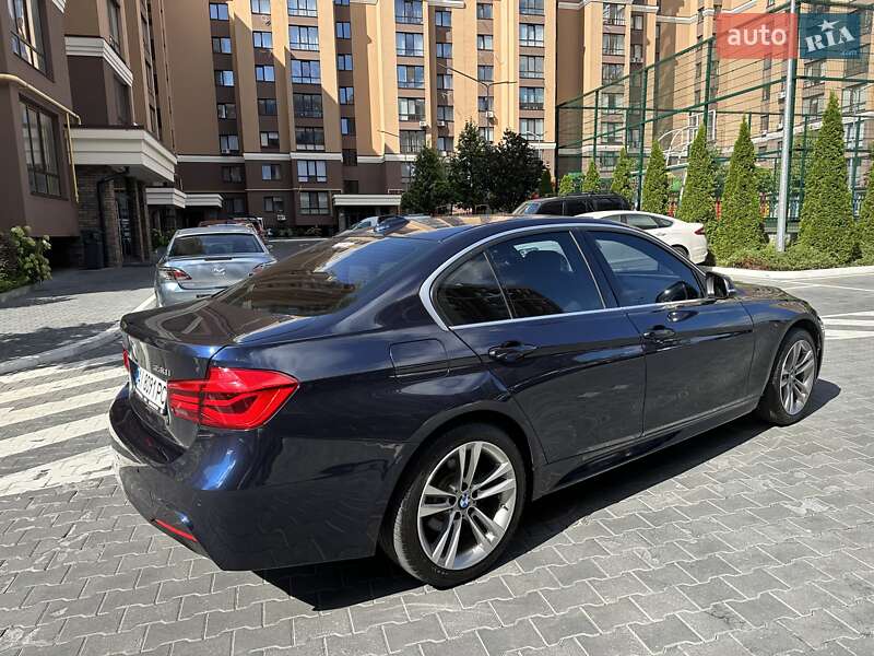 Седан BMW 3 Series 2017 в Киеве