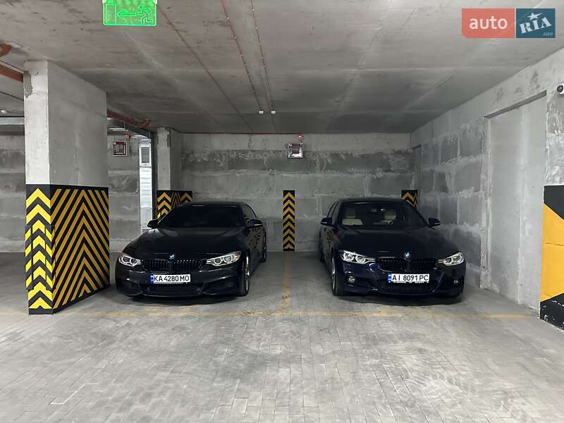 Седан BMW 3 Series 2017 в Киеве