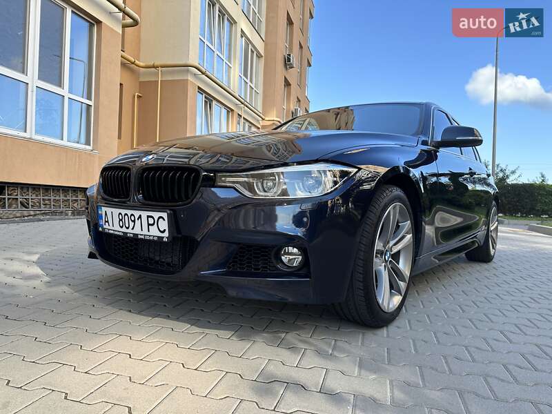 Седан BMW 3 Series 2017 в Киеве
