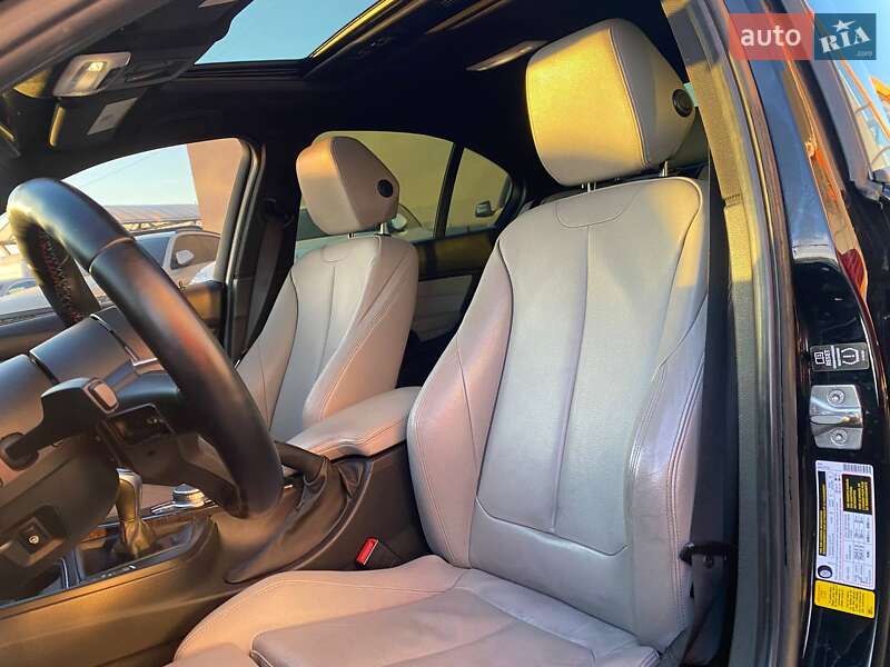 Седан BMW 3 Series 2013 в Львове