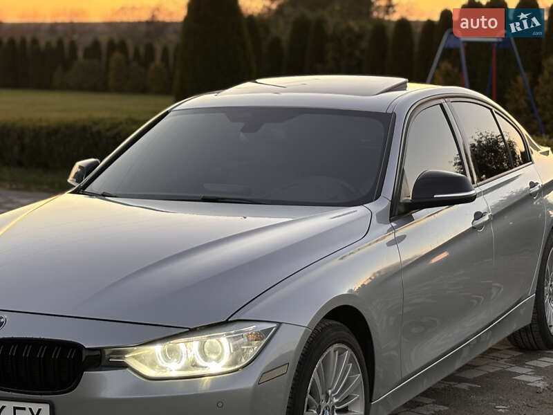 Седан BMW 3 Series 2012 в Тернополі